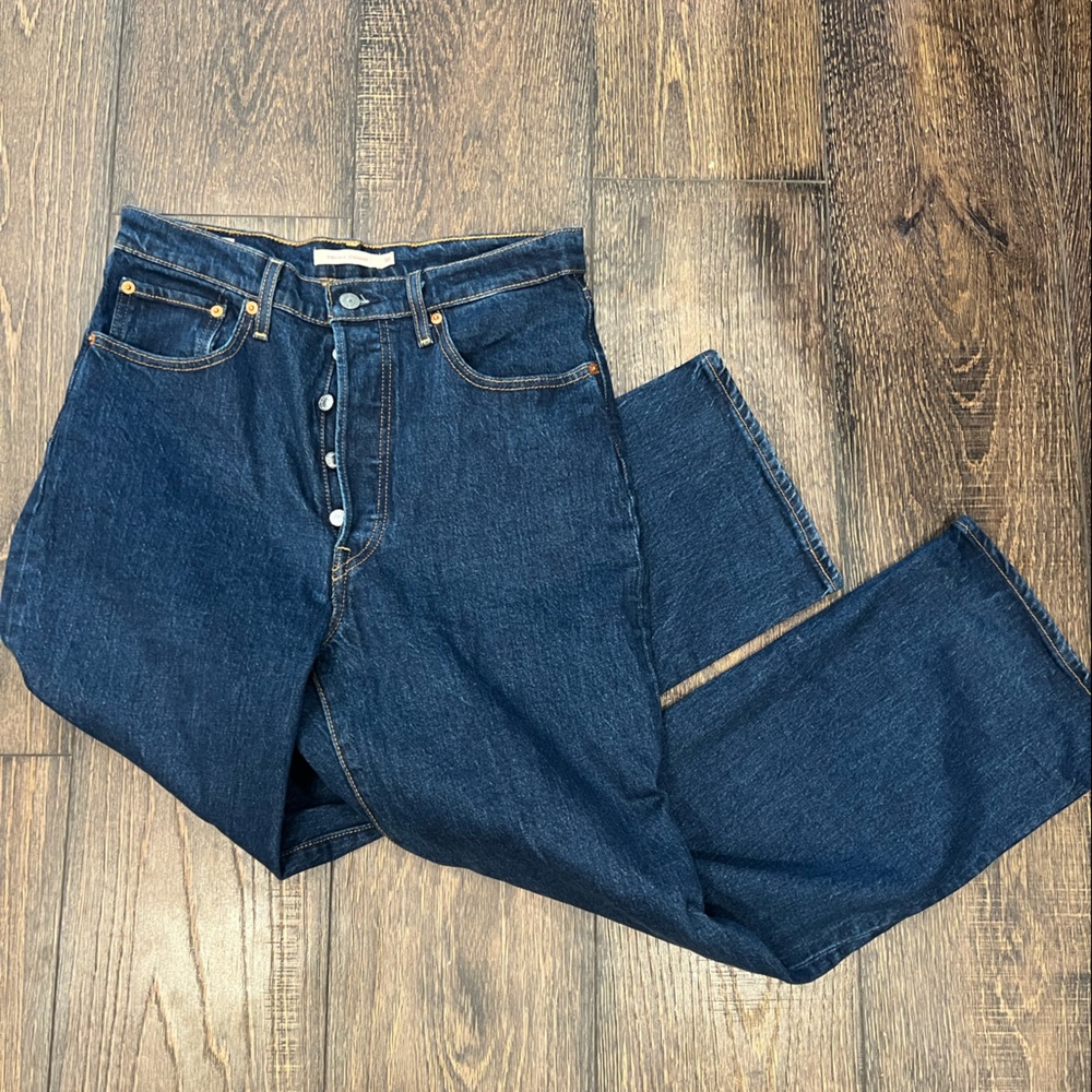 Levi’s ribcage jean